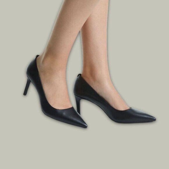 Michael Kors Dorothy Leather Heels Sleek Pointed Toe Rubber Outsole Black W US 5 - Picture 1 of 13